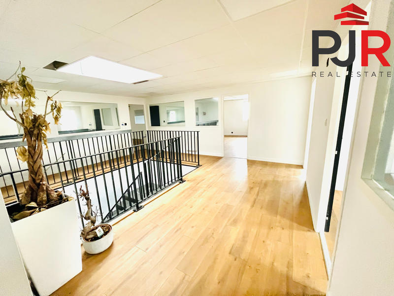 Bureau - 500 m²