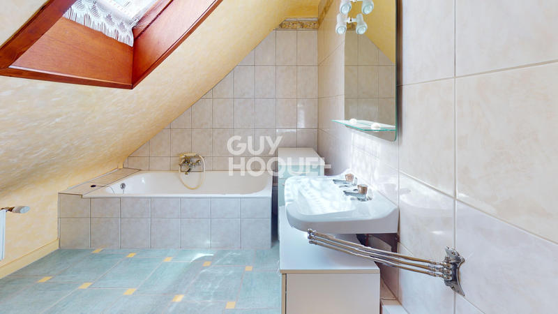 Maison - 160 m² - 9 pièces