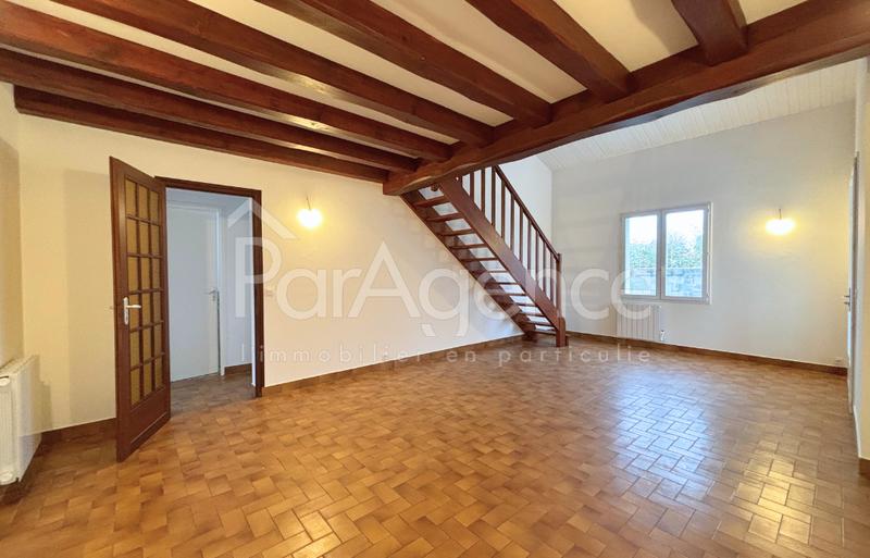 Maison - 90 m² - 5 pièces