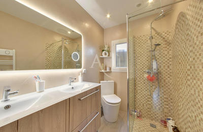 Maison - 88 m² - 5 pièces