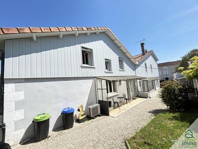 Maison de ville - 235 m² - 10 pièces