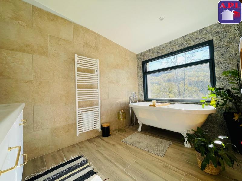 Maison contemporaine - 180 m² - 4 pièces