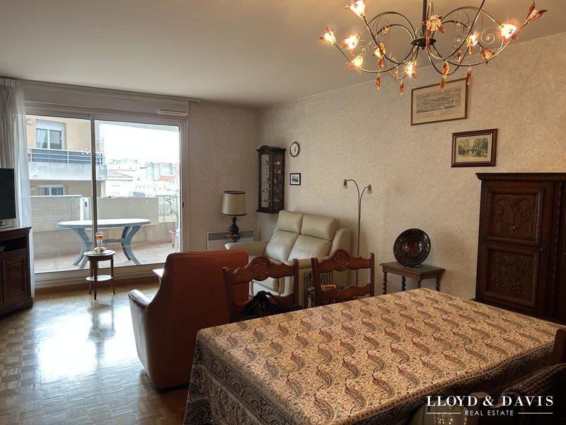 Appartement - 95 m² - 4 pièces