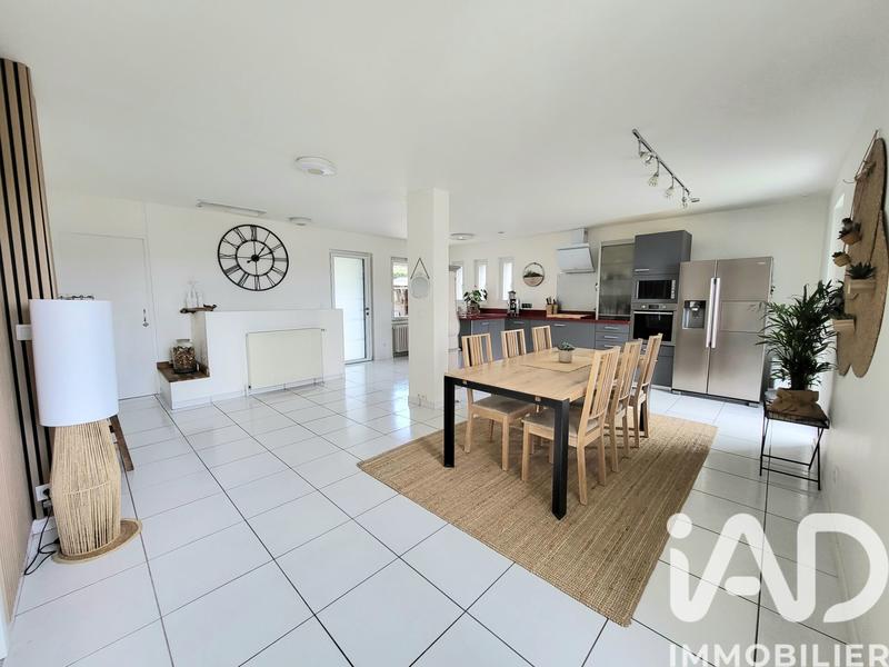 Maison - 145 m² - 4 pièces