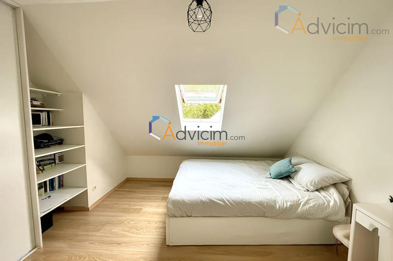 Maison contemporaine - 153 m² - 7 pièces