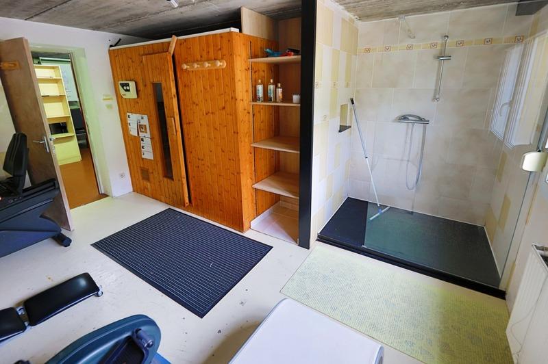 Maison - 211 m² - 7 pièces