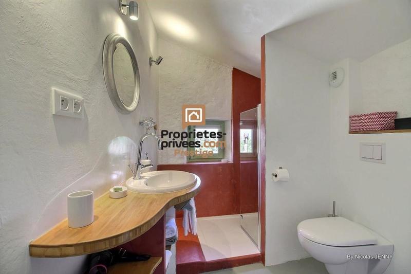 Maison de village - 257 m² - 7 pièces