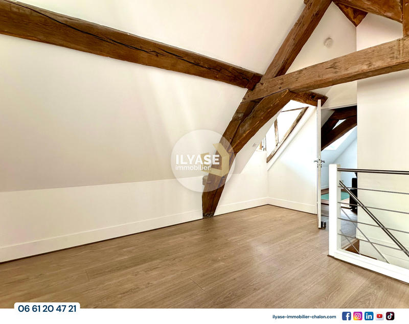 Appartement - 125 m² - 5 pièces