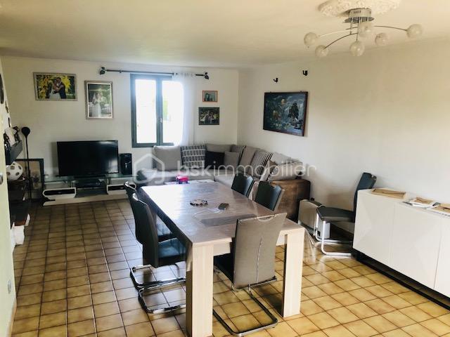 Maison - 89 m² - 4 pièces