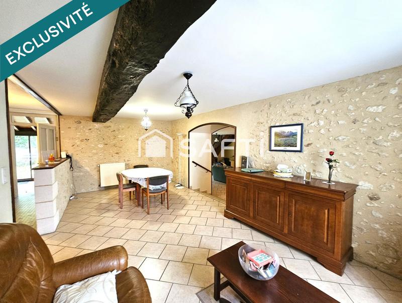 Maison - 205 m² - 8 pièces