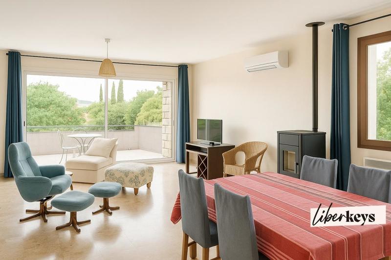 Maison - 256 m² - 6 pièces