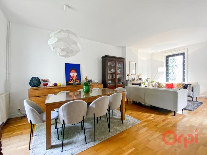 Maison - 140 m² - 7 pièces