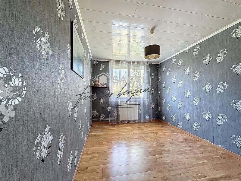 Maison - 88 m² - 5 pièces