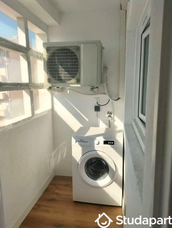 Chambre - 9 m² - 1 pièce