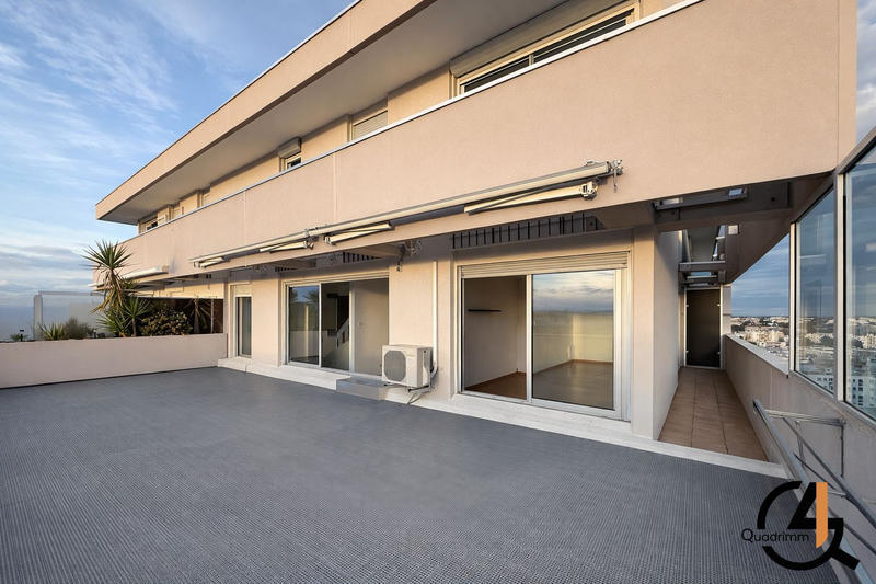 Duplex - 84 m² - 4 pièces