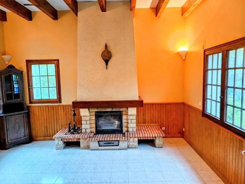 Propriété - 249 m² - 10 pièces