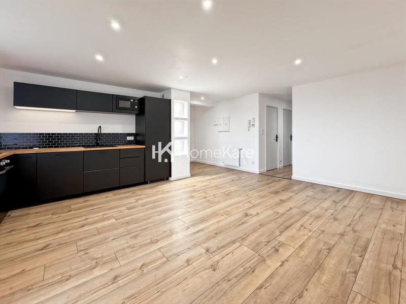 Appartement - 81 m² - 4 pièces