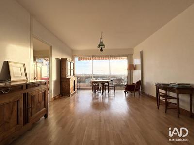 Appartement - 79 m² - 3 pièces