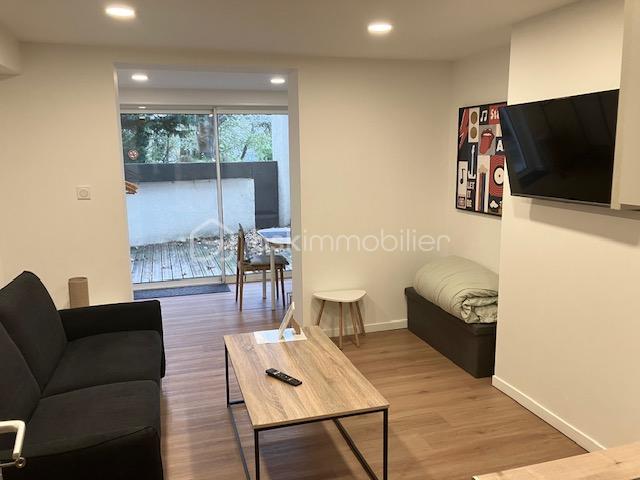 Immeuble - 200 m² - 12 pièces