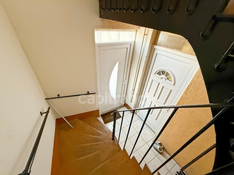 Immeuble - 275 m² - 13 pièces