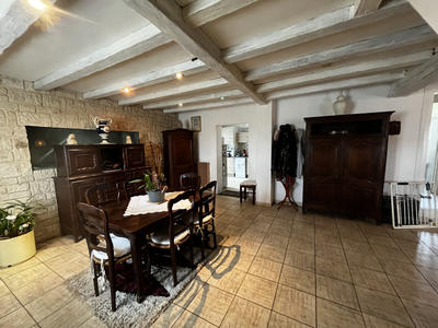 Maison - 140 m² - 7 pièces
