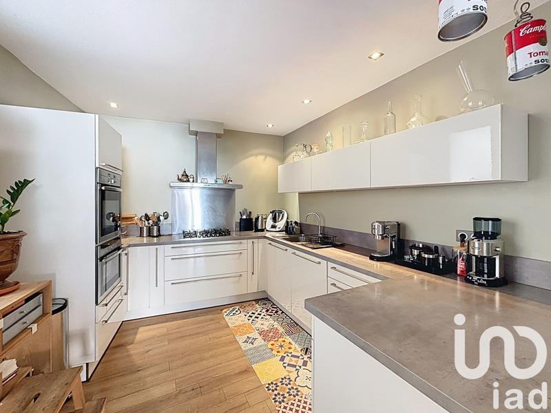 Maison - 196 m² - 5 pièces