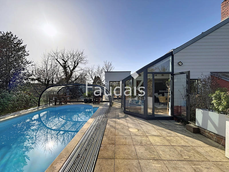 Maison - 162 m² - 7 pièces