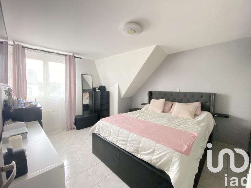 Maison - 210 m² - 9 pièces