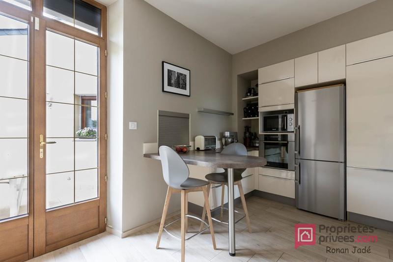 Maison - 165 m² - 8 pièces