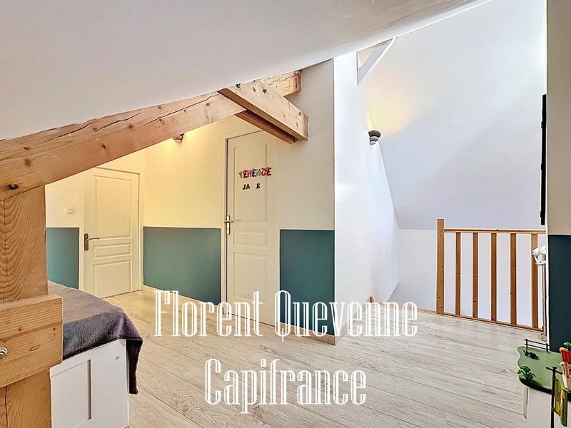 Maison en pierre - 142 m² - 7 pièces