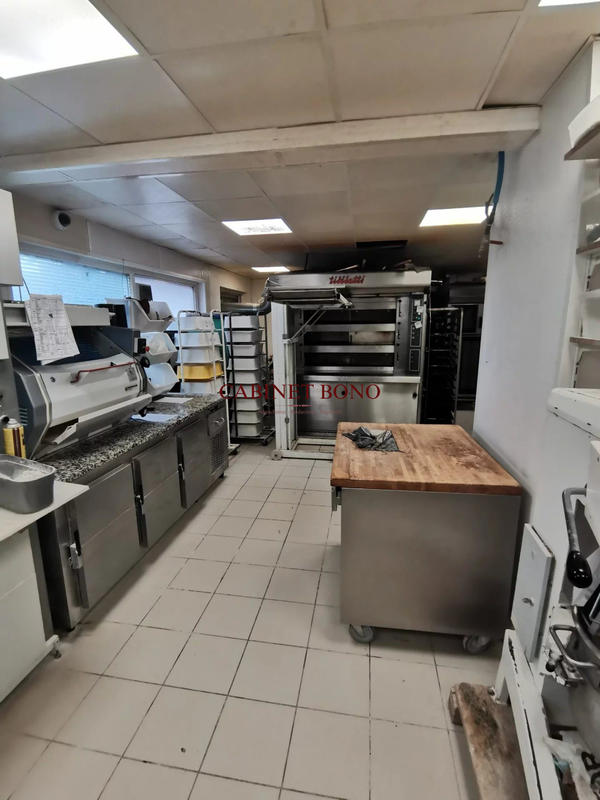 Fonds de commerce - 150 m²