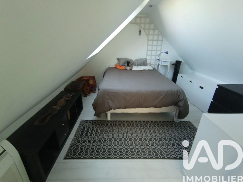 Maison - 185 m² - 8 pièces