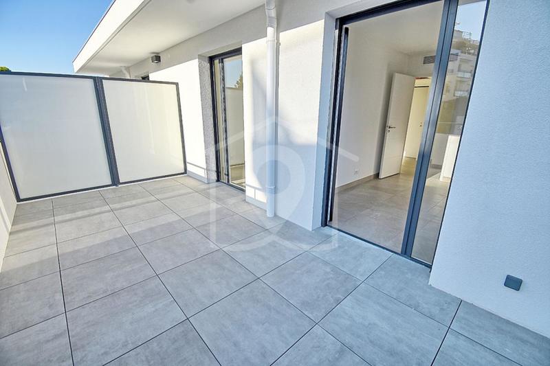 Appartement - 95 m² - 4 pièces