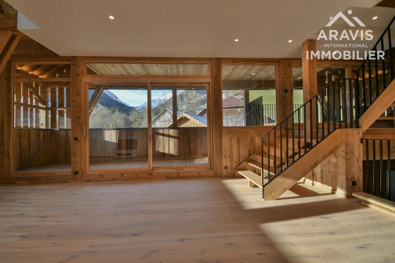 Appartement - 198 m² - 6 pièces