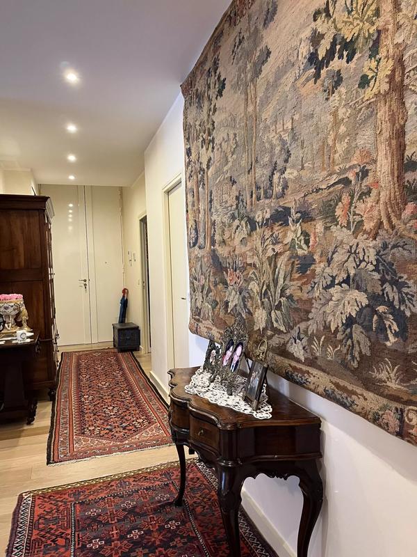 Appartement - 93 m² - 3 pièces