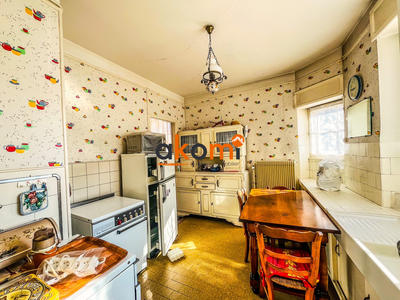 Maison - 92 m² - 6 pièces