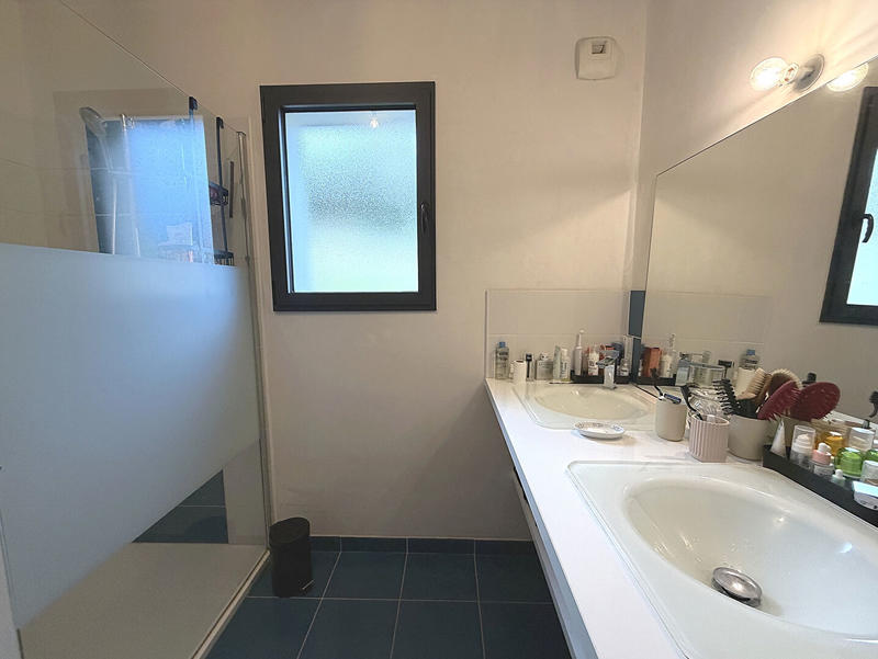 Maison - 176 m² - 7 pièces