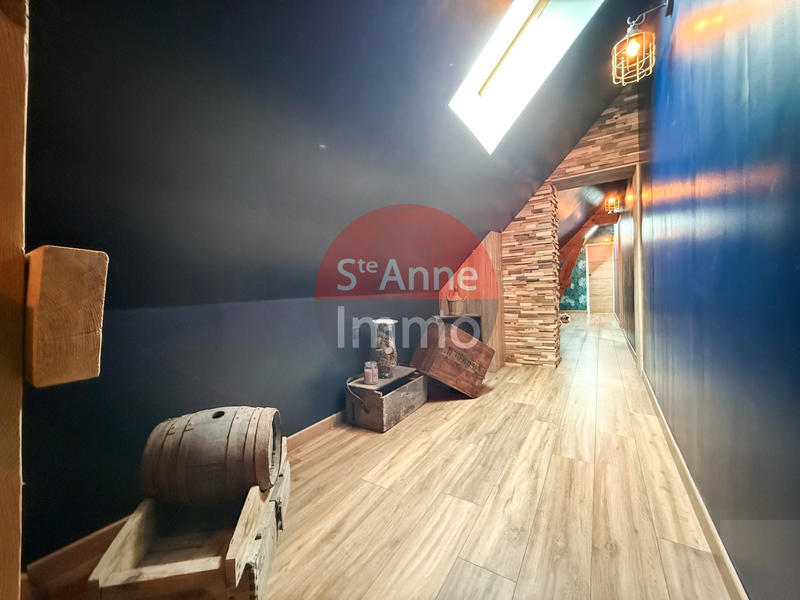 Maison - 192 m² - 6 pièces