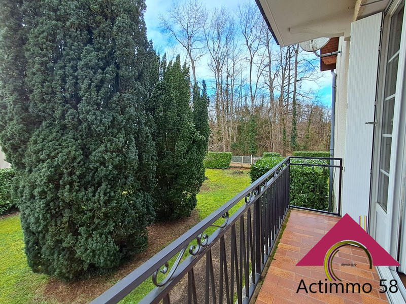 Maison - 203 m² - 10 pièces