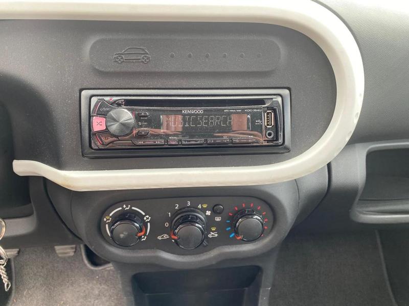 Renault Twingo Life 1.0 Sce 70 cv 4 15500 km 1 ère main