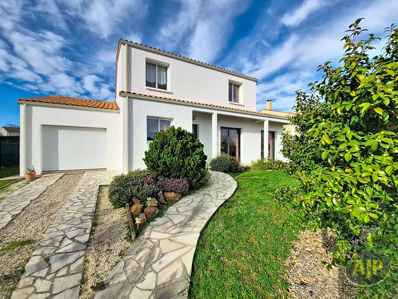 Maison - 135 m² - 5 pièces