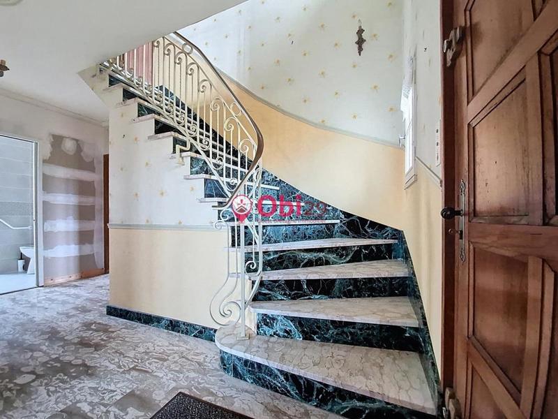 Maison - 137 m² - 6 pièces