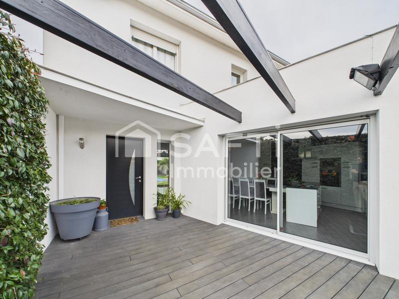 Maison - 147 m² - 5 pièces