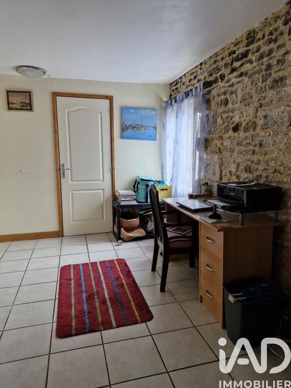 Maison - 330 m² - 12 pièces