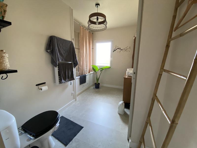 Maison traditionnelle - 89 m² - 4 pièces