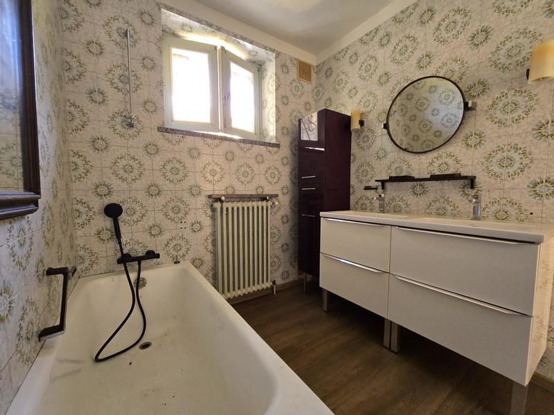 Maison - 165 m² - 7 pièces