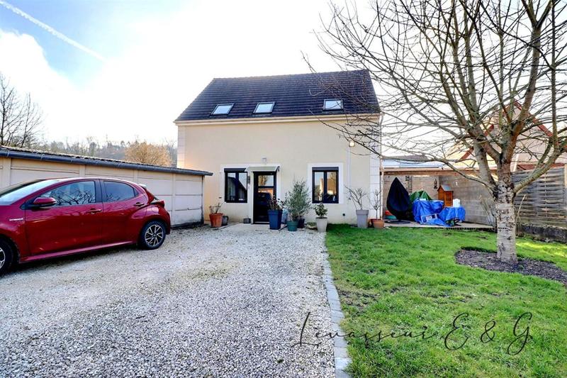 Maison - 64 m² - 5 pièces