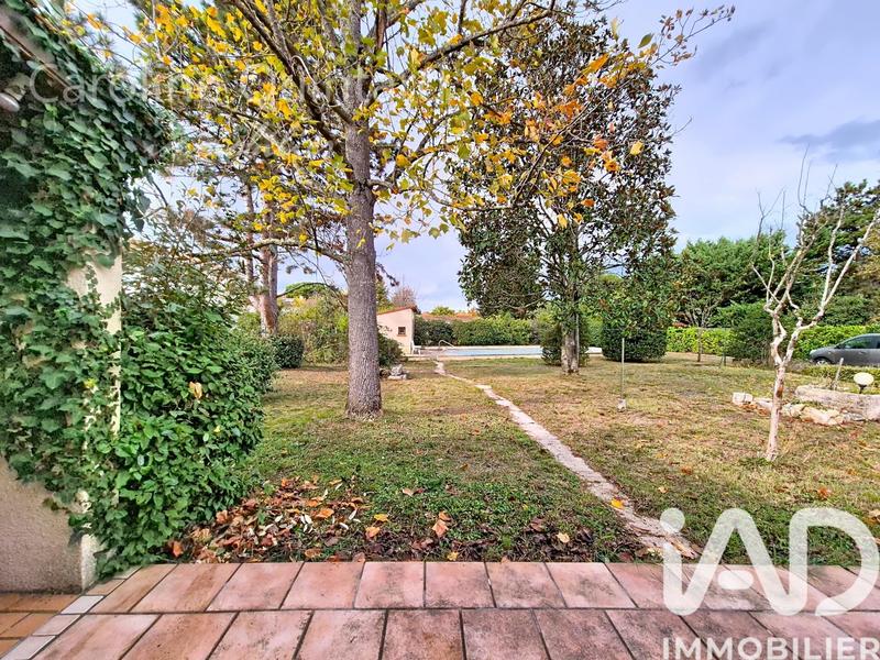 Maison - 195 m² - 6 pièces