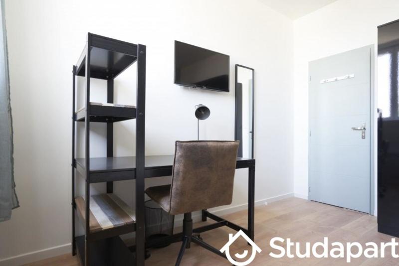 Chambre - 15 m² - 1 pièce