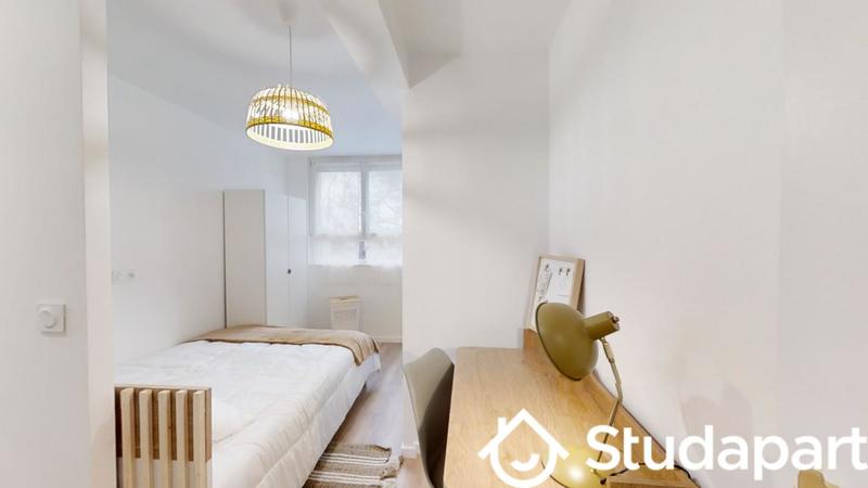 Chambre - 9 m² - 1 pièce